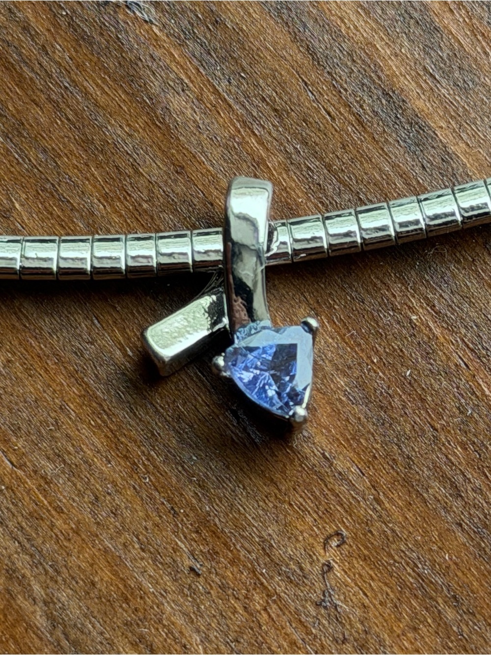 NWOT Safi Kilima Tanzanite Slide On Omega Chain Necklace & Pouch